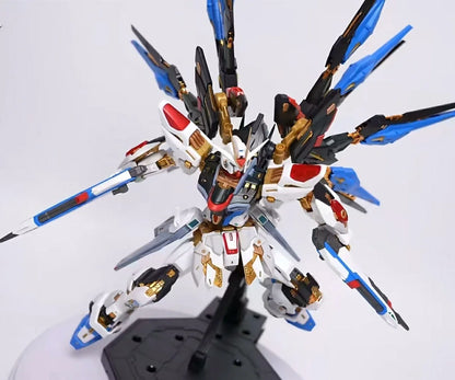 In Stock PIANXIN Strike Freedom Model MG 1/100 MGEX Assembly Model Kit KO Ver Action Figures Robot Plastic Model Toys Gifts