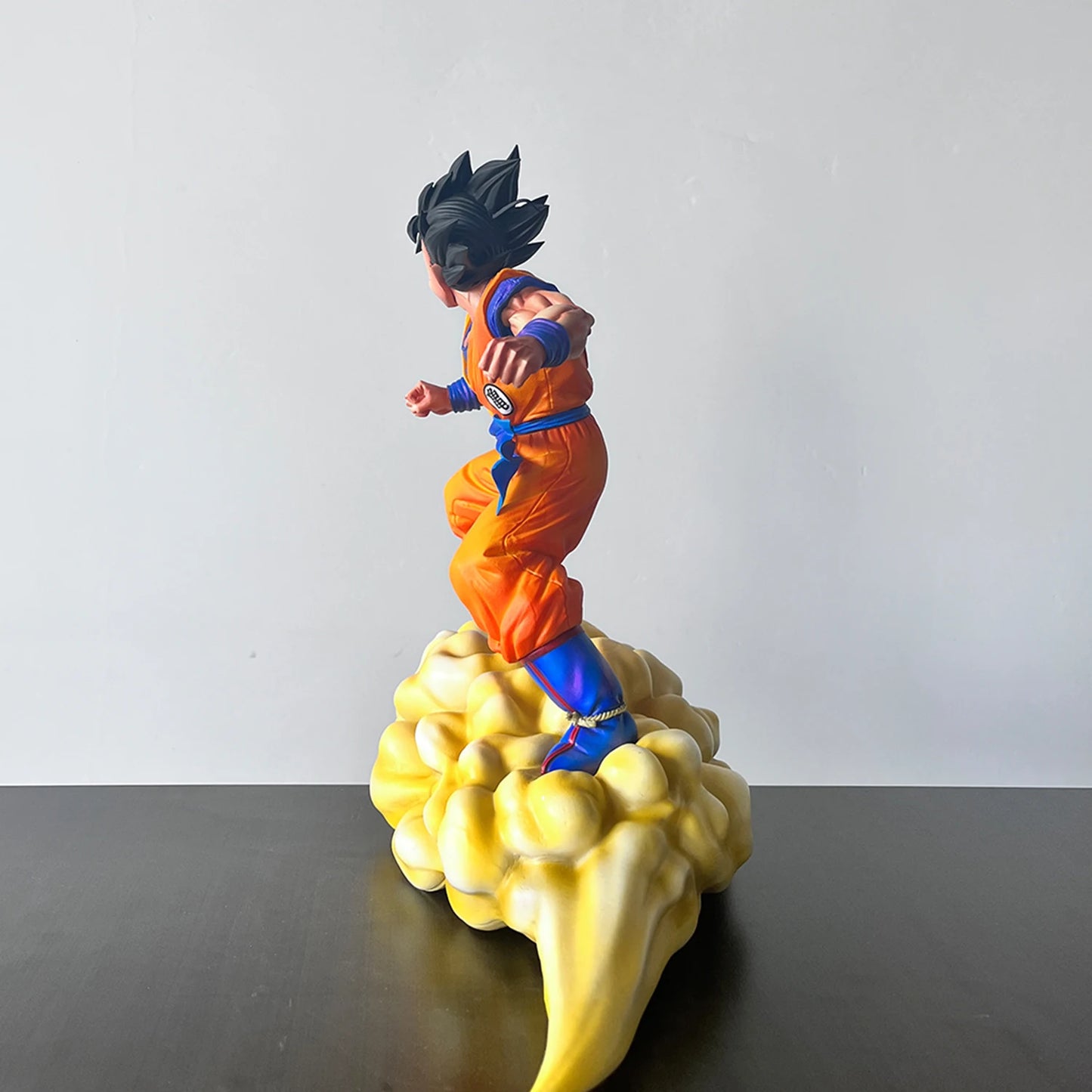 31cm/12.2inch Cloud Goku Figure Dragon Ball Z Super Saiyan Son Goku Action Figures Gk Statue Collection Model Toy Gifts