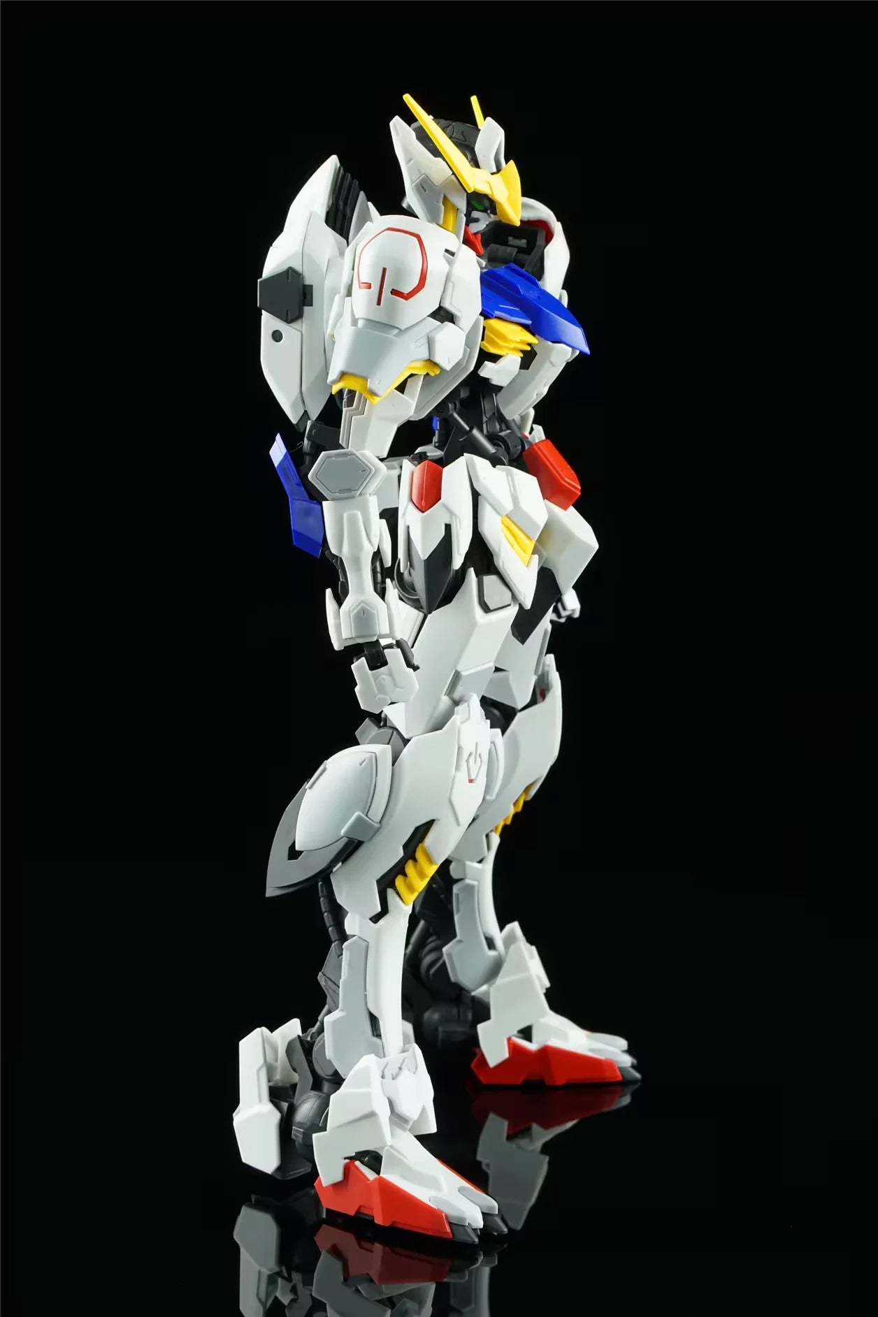 Bandai Barbatos Fourth Demeanor 1/100 MG ABS Model
