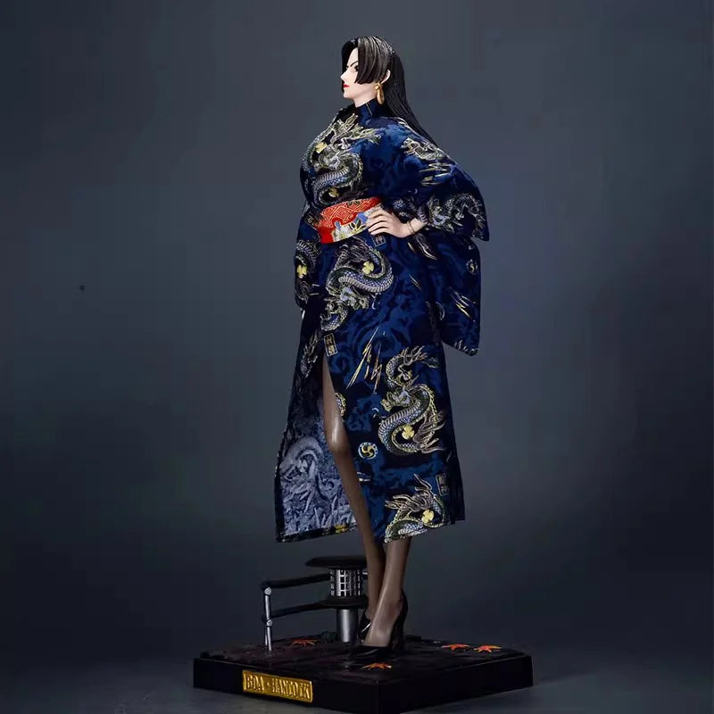 One Piece Anime Figure Uta Kimono Empress Boa Hancock High Quality Model Boutique Large Decorative Desktop Scene Collection Toys