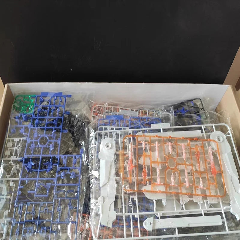 Bandai Daban 8810 Astray Frame 1/100 ABS Model