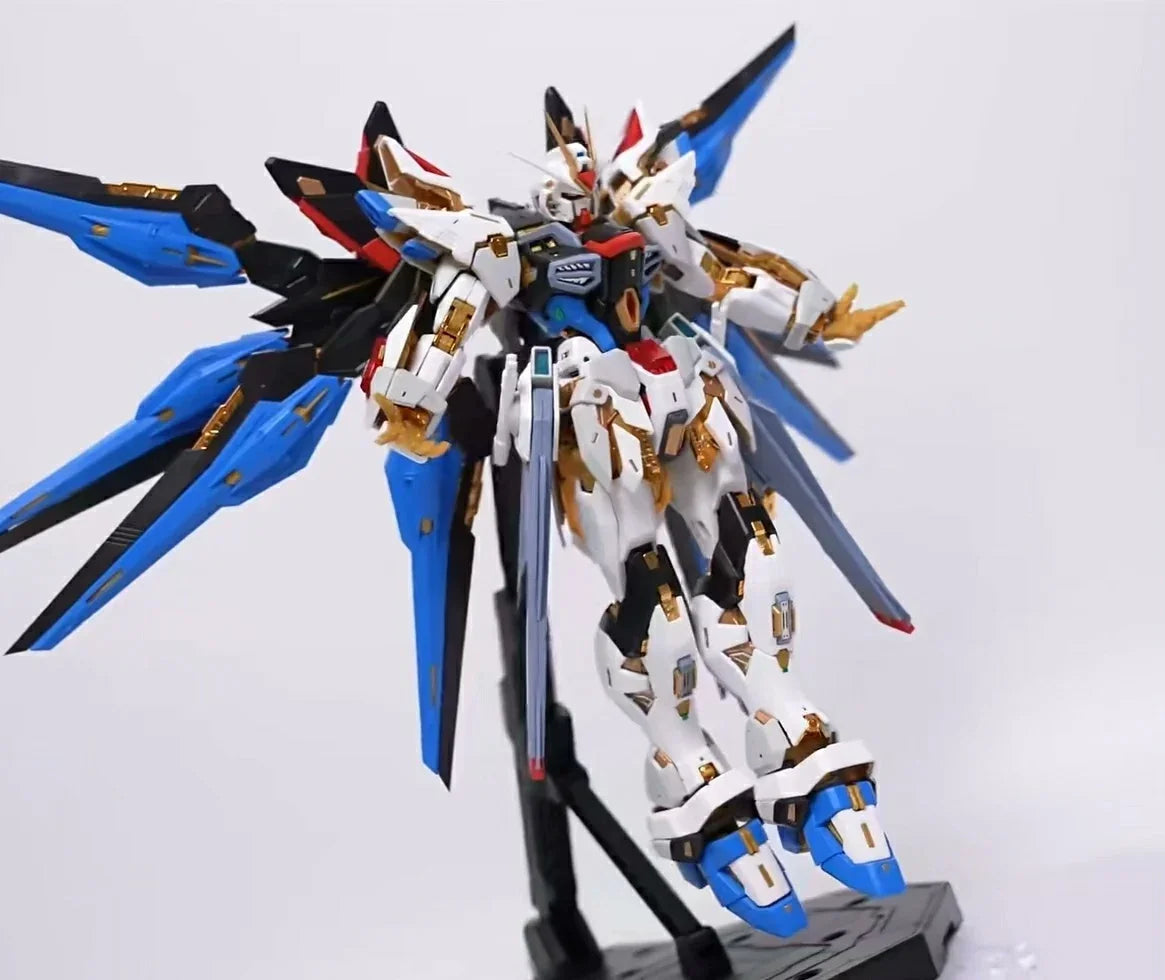 In Stock PIANXIN Strike Freedom Model MG 1/100 MGEX Assembly Model Kit KO Ver Action Figures Robot Plastic Model Toys Gifts