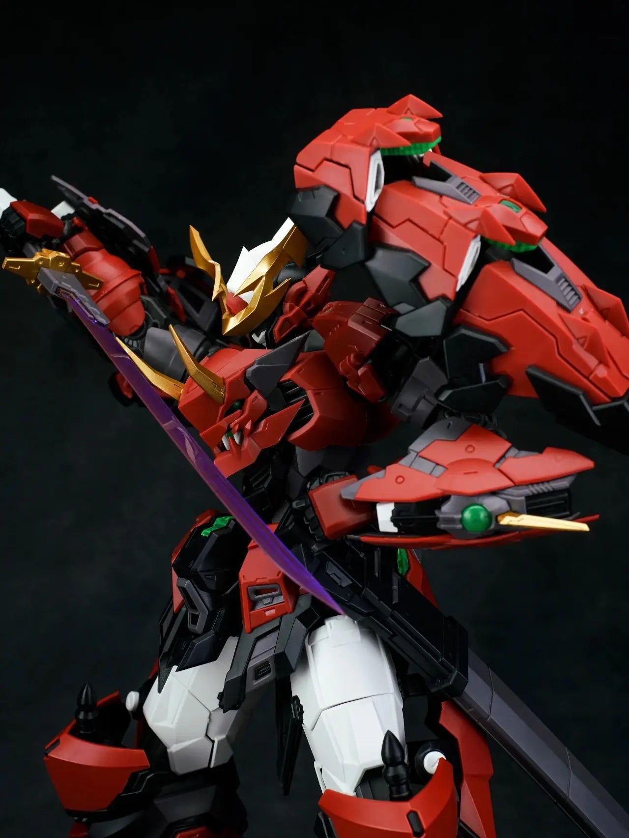 Mingjiangzhuan Qingsheng Model Kit 1/100 ABS PVC