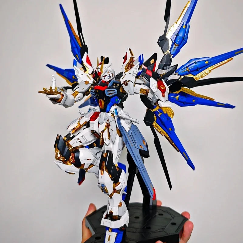 Changlong Model 7701 Mgex Zgmf-X20a Strike Freedom Plastic Skeleton Kit Anime Action Figure Robot Gift Toy - With Wings