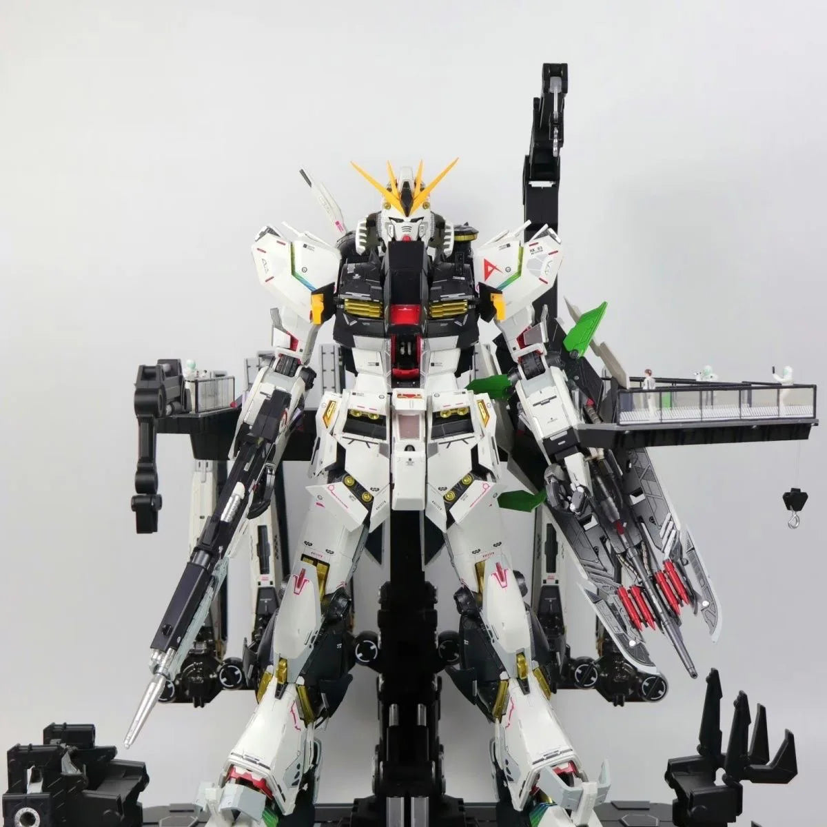 In Stock DABAN Model RX-93 V PG 1/60 Metal Structure Toys Assembly Model Kit Action Figure Plastic Robot Ornament Gifts