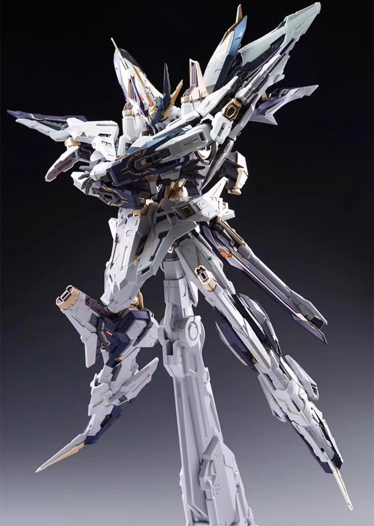 Bandai Infinity Nova Aurora 1/100 ABS Mecha Model Kit