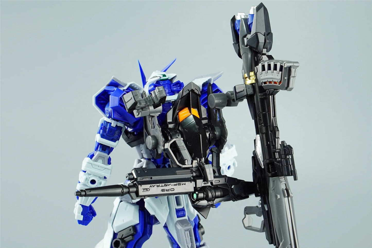 Bandai Daban 8810 Astray Frame 1/100 ABS Model