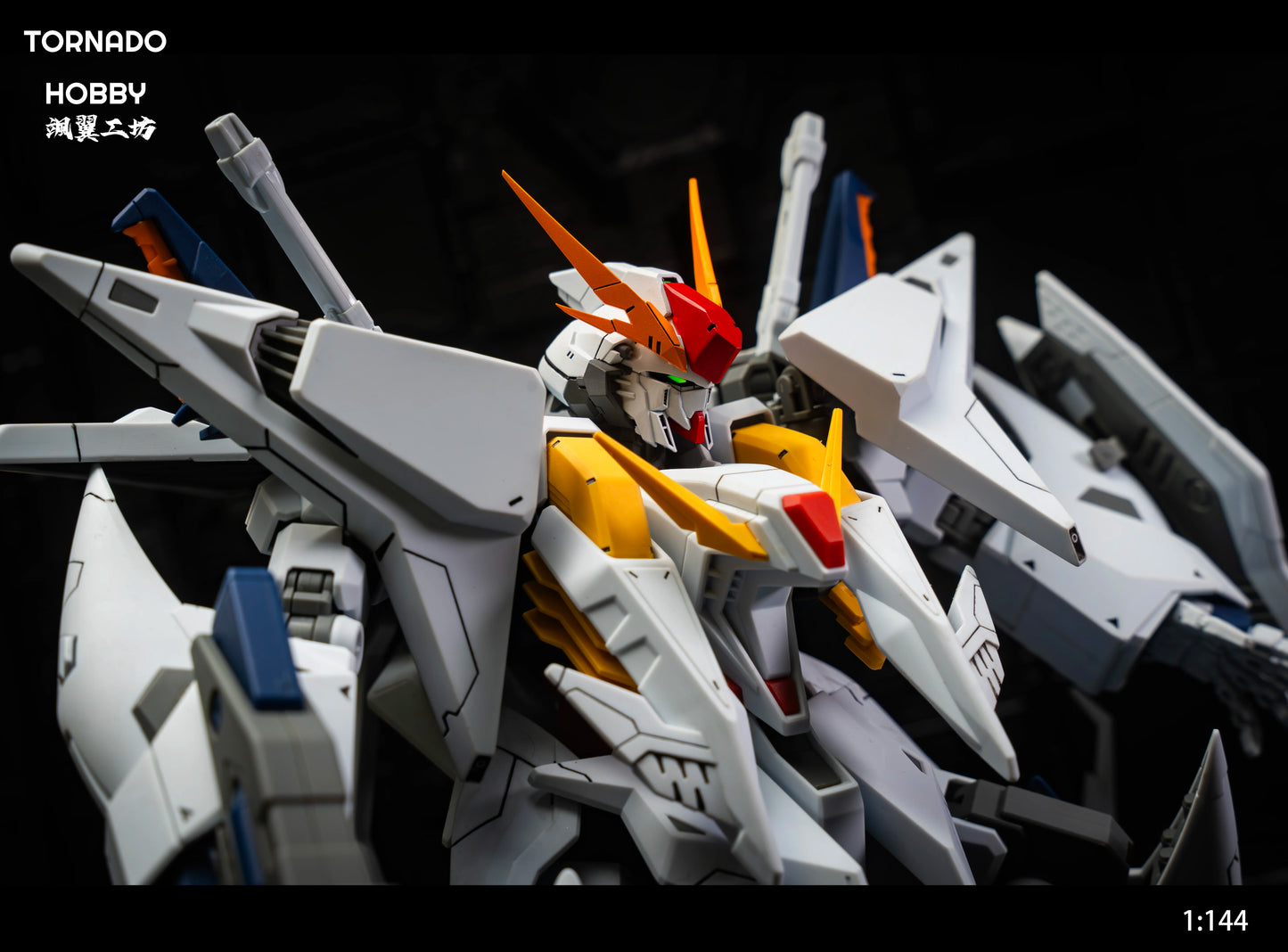 TORNADO HOBBY Studio XI RX-105 Head Carving 1/144 1/72 Sky Defender Assembly Model Kit Toy GK Model Mecha Head Accessory Gifts