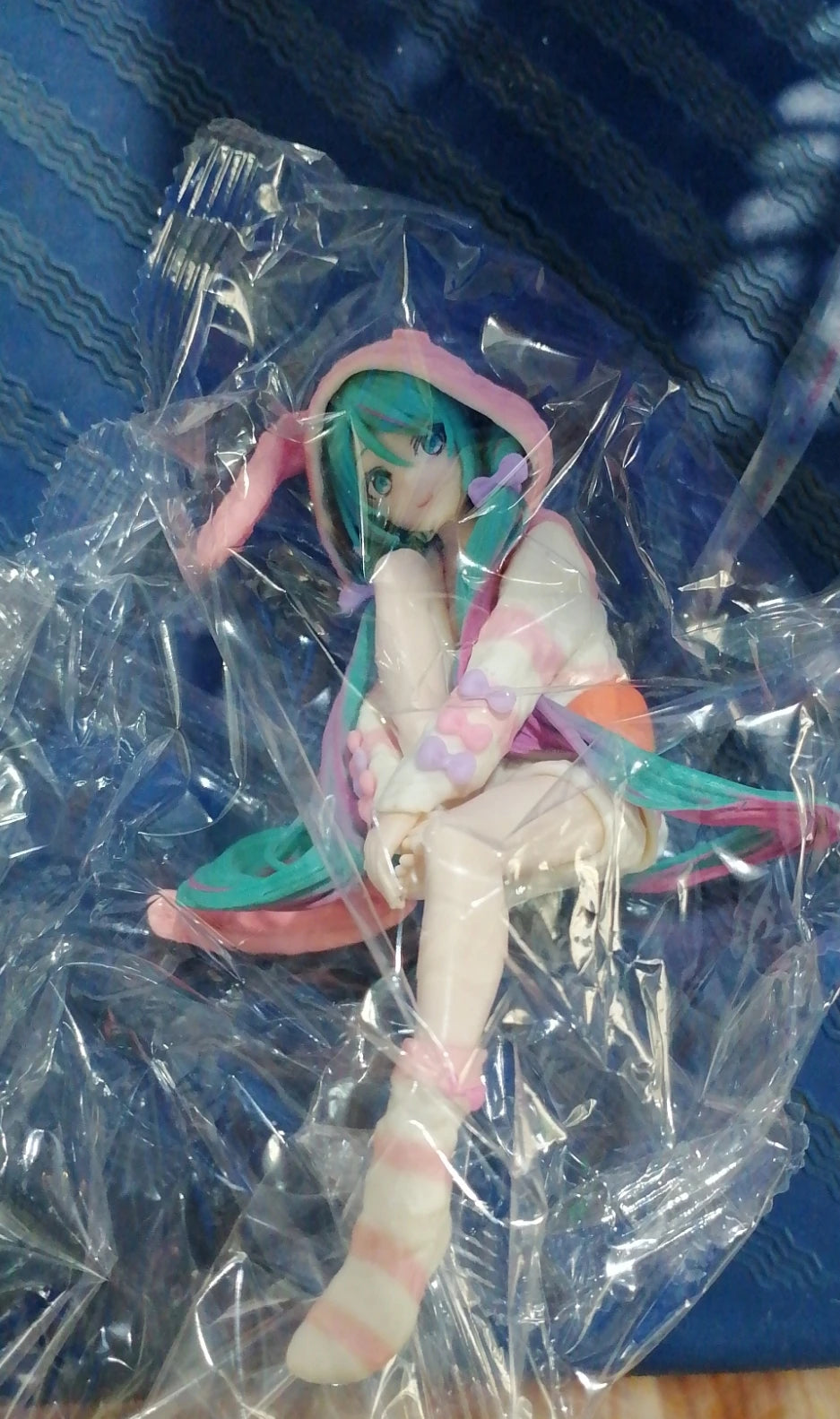 15CM Anime HATSUNE MIKU Figure Noodle Stopper Figure Rabbit Ear Pajamas Model Toy Japanese Dolls Aciton Figure Collection Gift