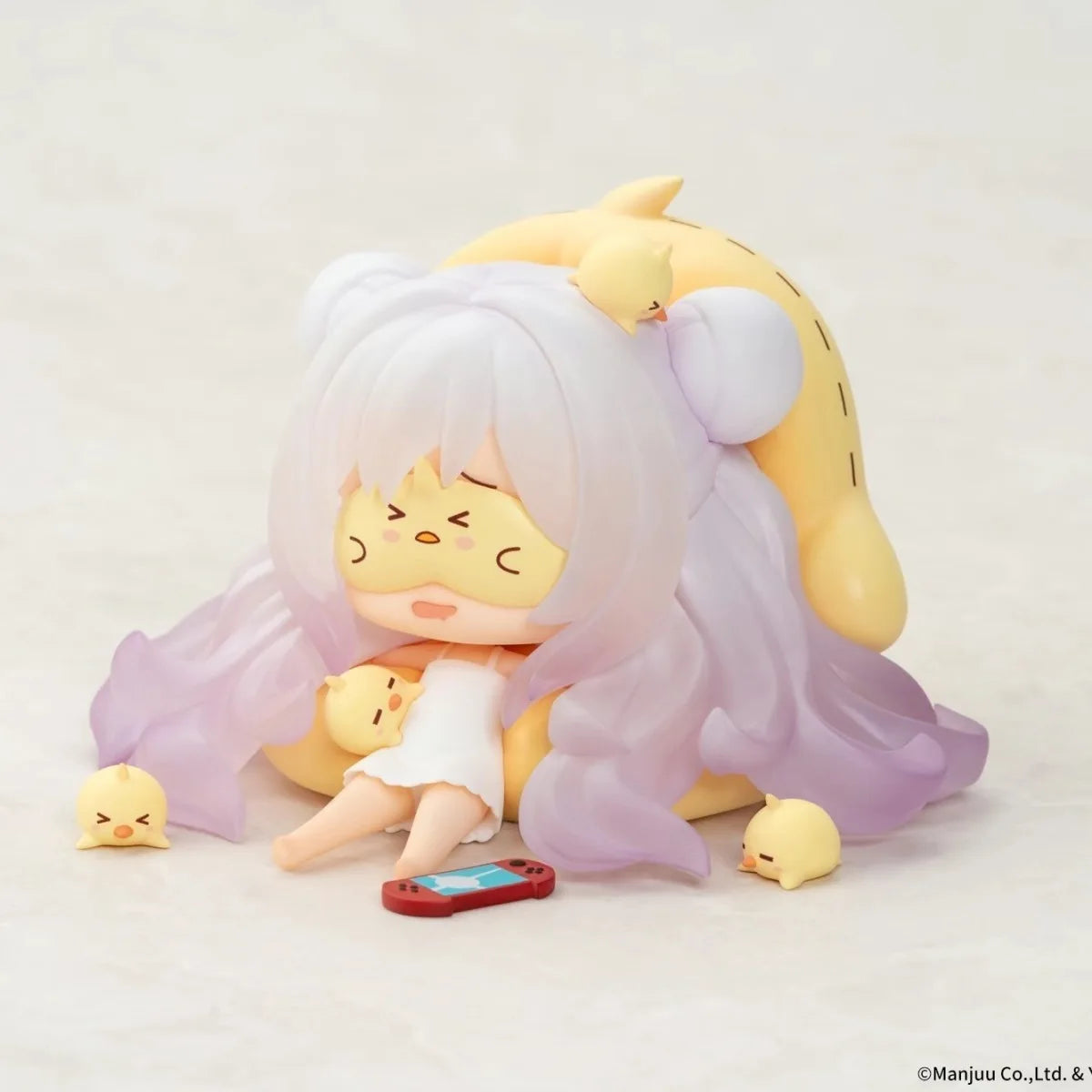 8CM Anime Game Azur Lane MNF Le Malin Figure JUUs Time Sitting Model Toy Gift Collection Aciton Figure Comes with Eye Mask