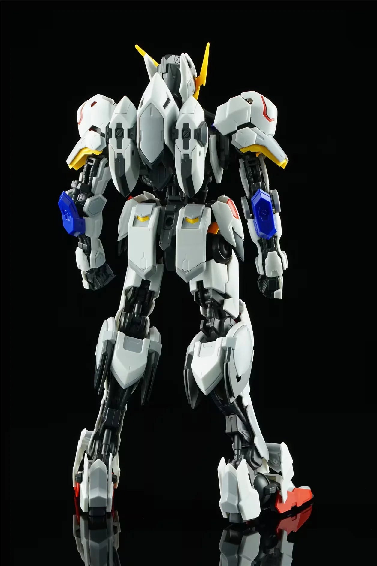 Bandai Barbatos Fourth Demeanor 1/100 MG ABS Model