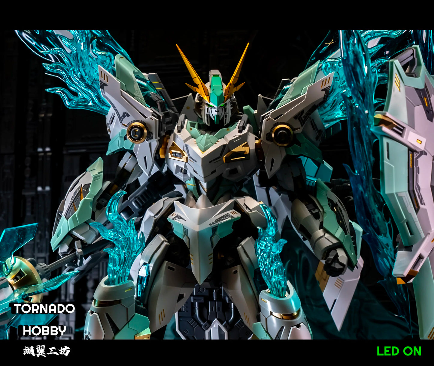 TORNADO HOBBY Studio XI RX-105 Head Carving 1/144 1/72 Sky Defender Assembly Model Kit Toy GK Model Mecha Head Accessory Gifts