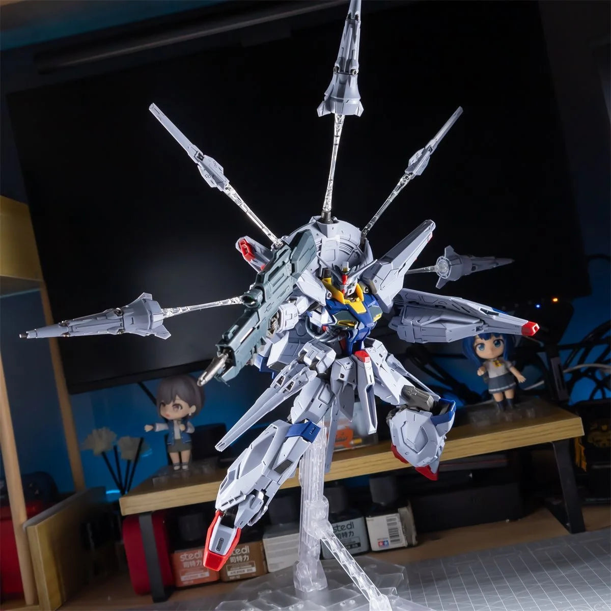 In Stock HUIJU Model ZGMF-X13A Providence MG 1/100 SEED Assembly Model Kit Toys Action Figure Robot Plastic Model Gifts