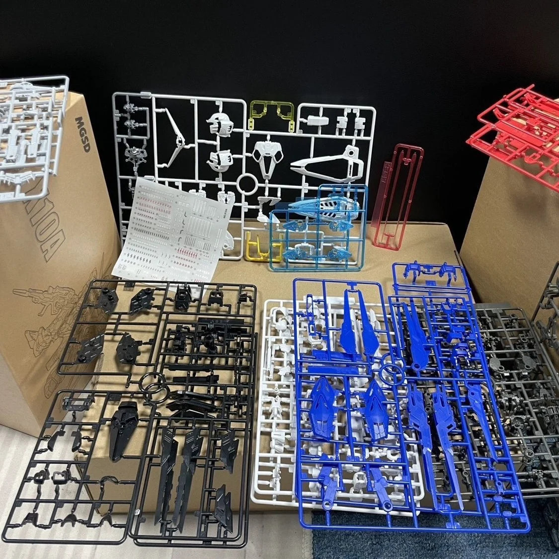 In Stock GAOGAO Strike Freedom Mgsd Assembly Model Kit Toy Ice Blue Color Transparent Version Action Figures Robot Model Mecha