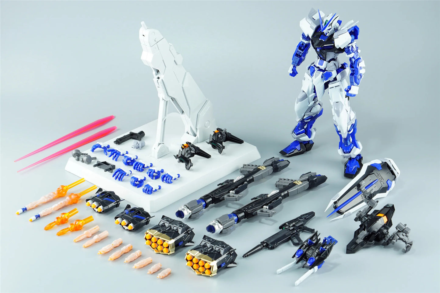 Bandai Daban 8810 Astray Frame 1/100 ABS Model