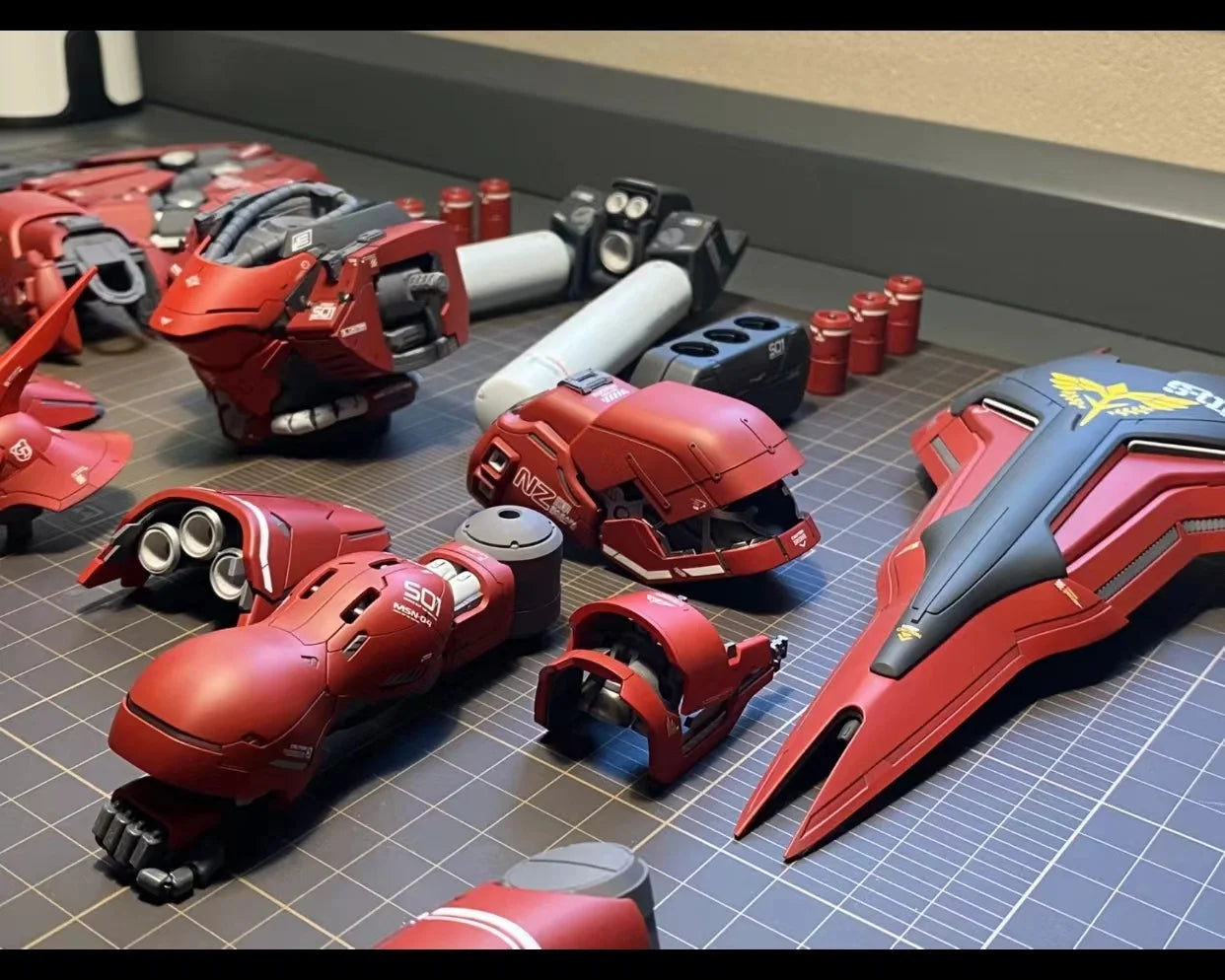 In Stock DABAN 6631 SAZABI Ver.Ka MG 1/100 Assembly Model Kit Action Figures Plastic Model Kits Robot Collection Kids Toy