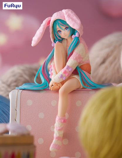 Bandai Hatsune Miku Rabbit Ear Pajamas Ver 11CM PVC Model