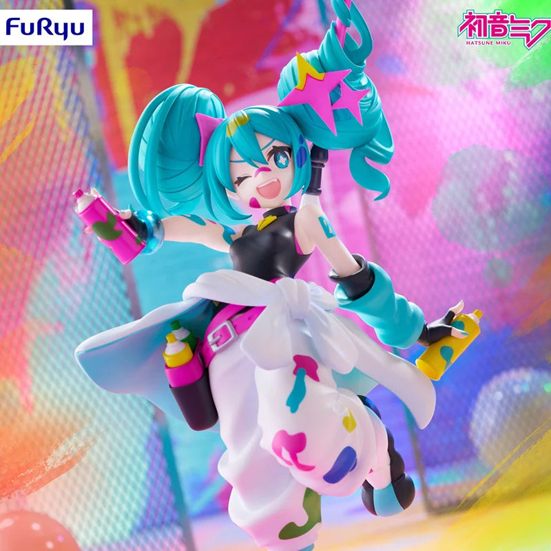 FuRyu Hatsune Miku Painting Girl Ver. 19CM PVC Model