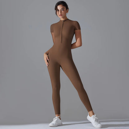 Naked zipper short sleeved yoga suit jumpsuit, quick drying breathable outdoor sports tight fitting jumpsuit, fitness suit