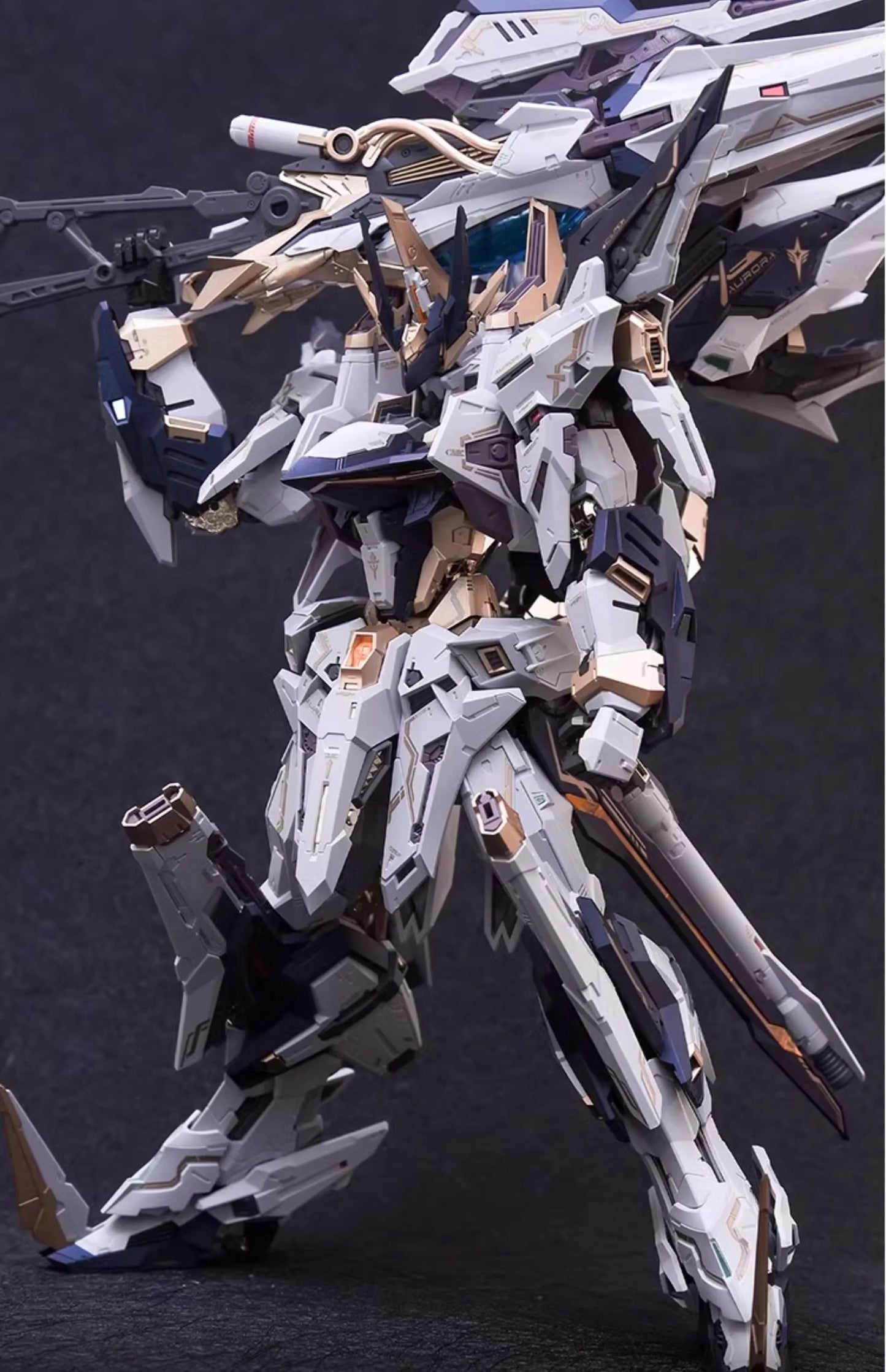 Bandai Infinity Nova Aurora 1/100 ABS Mecha Model Kit