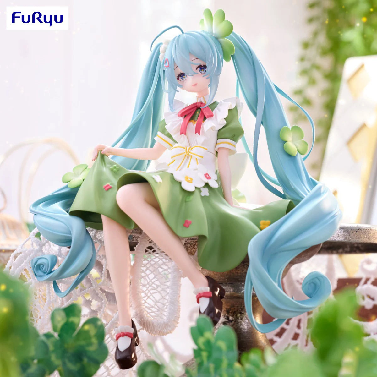 Bandai Hatsune Miku Flower Fairy Four-Leaf Clover 15CM PVC Model