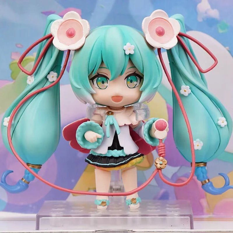 10cm/3.94in #1939 Hatsune Miku Anime Figure 15th Anniversary Strawberry Miku Action Figure #1940 Miku Collection Model Doll Toys