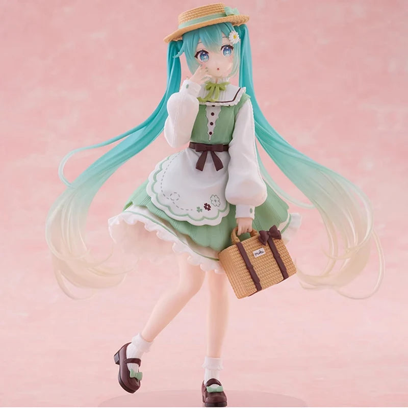 Bandai Hatsune Miku Country Ver 18CM PVC Figure