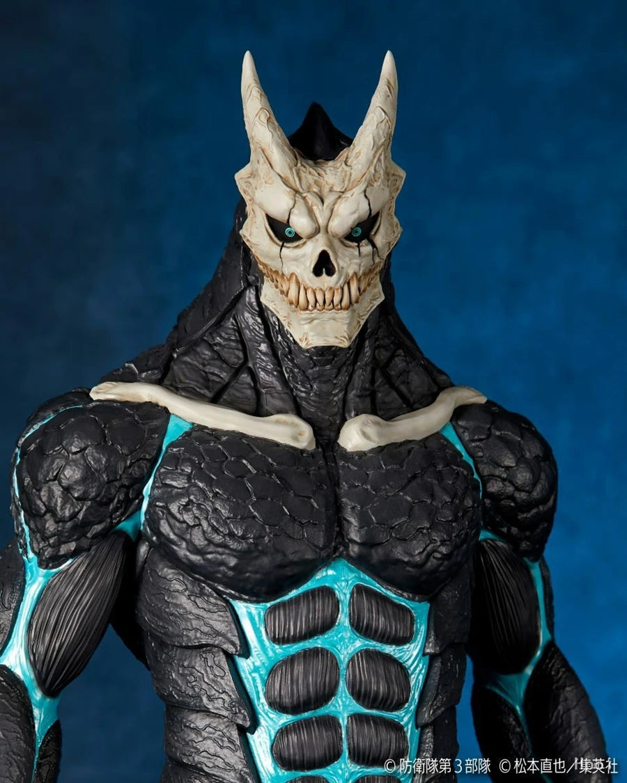 26cm Kaiju No. 8 Anime Figure Kafka Hibino Action Figure Standing Kaiju Number Eight Figurine PVC Collection  Model Doll Toys