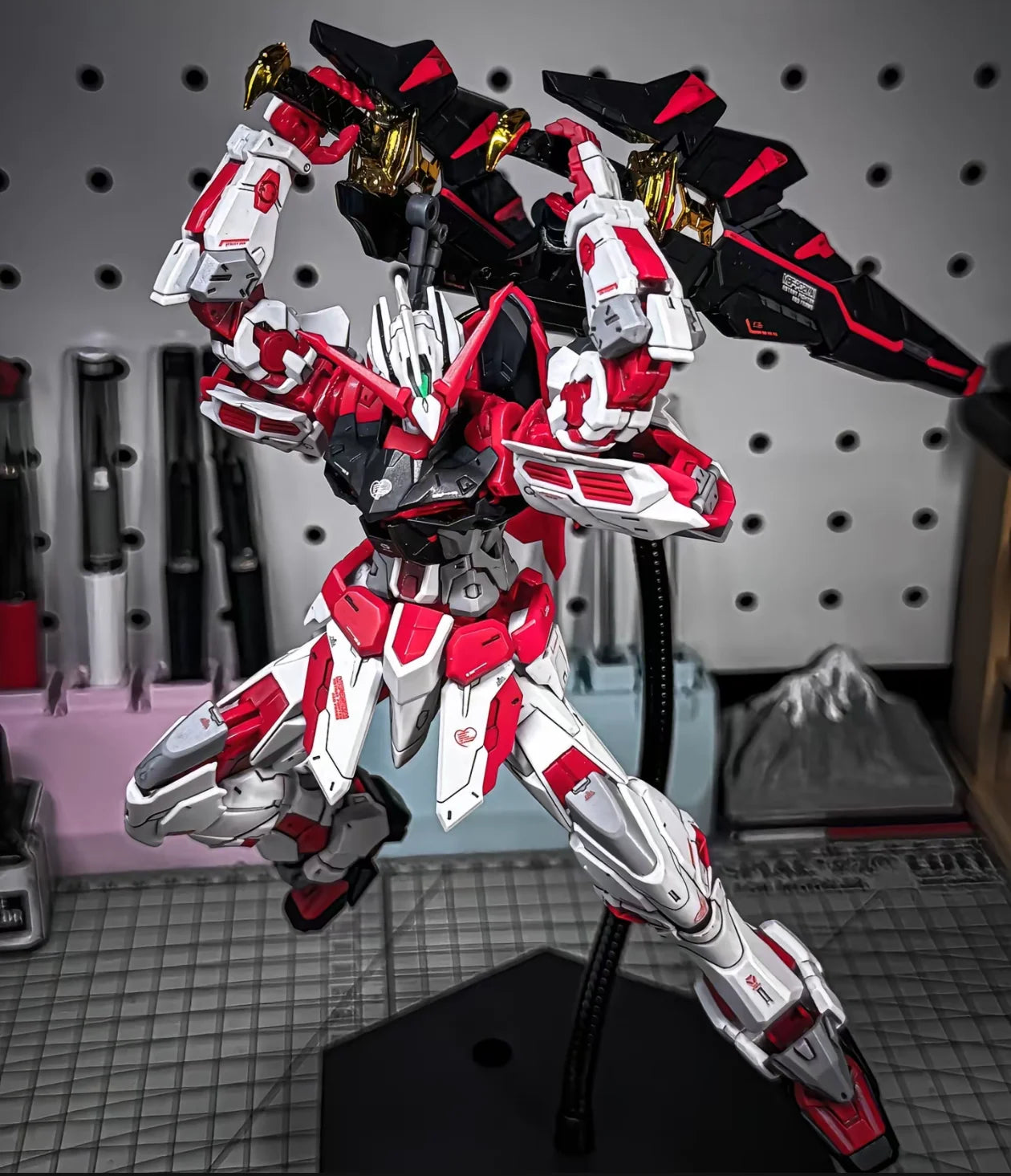【IN STOCK】DABAN 8807 MG 1/100 Astray Red Frame Mars Jacket Reprint MBF-P02 Model Kit Assembly Action Figure Robot Plastic Model