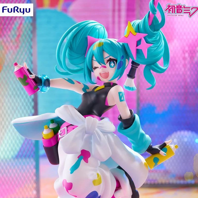 FuRyu Hatsune Miku Painting Girl Ver. 19CM PVC Model