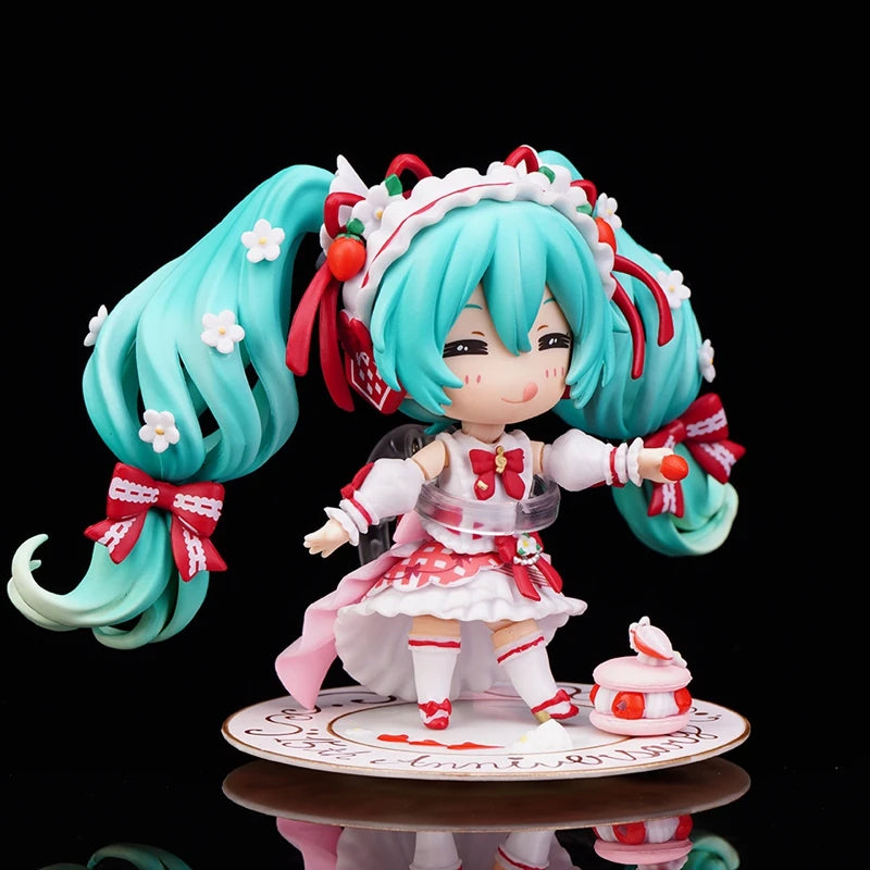 10cm/3.94in #1939 Hatsune Miku Anime Figure 15th Anniversary Strawberry Miku Action Figure #1940 Miku Collection Model Doll Toys