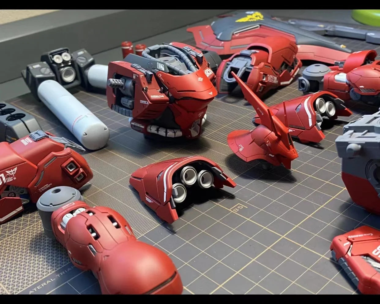 In Stock DABAN 6631 SAZABI Ver.Ka MG 1/100 Assembly Model Kit Action Figures Plastic Model Kits Robot Collection Kids Toy