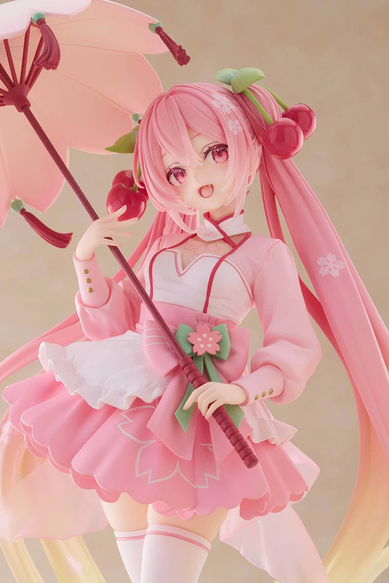 Bandai Hatsune Miku Sakura Dress Ver. 21CM PVC Model