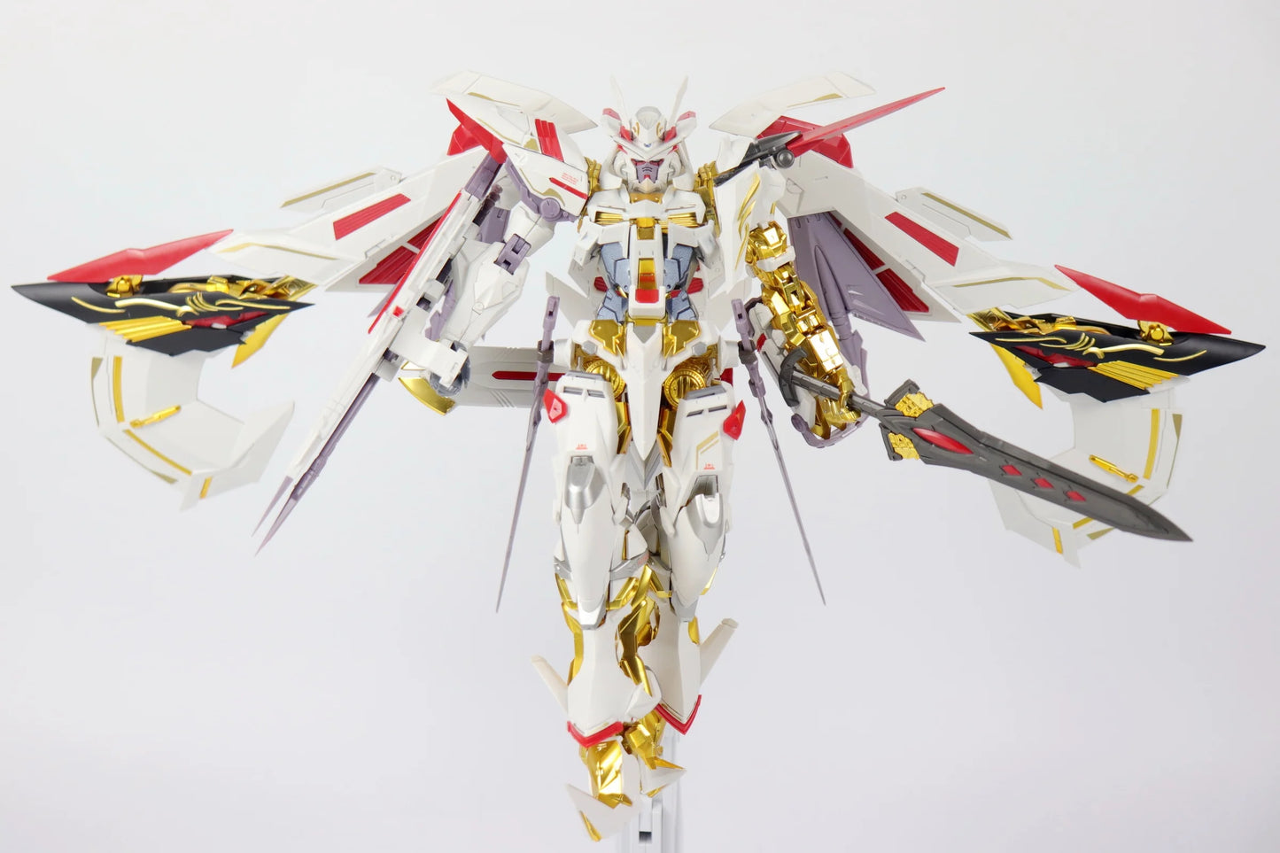 Bandai Daban 8826 Gold Astray Frame MG 1/100 ABS Model Kit