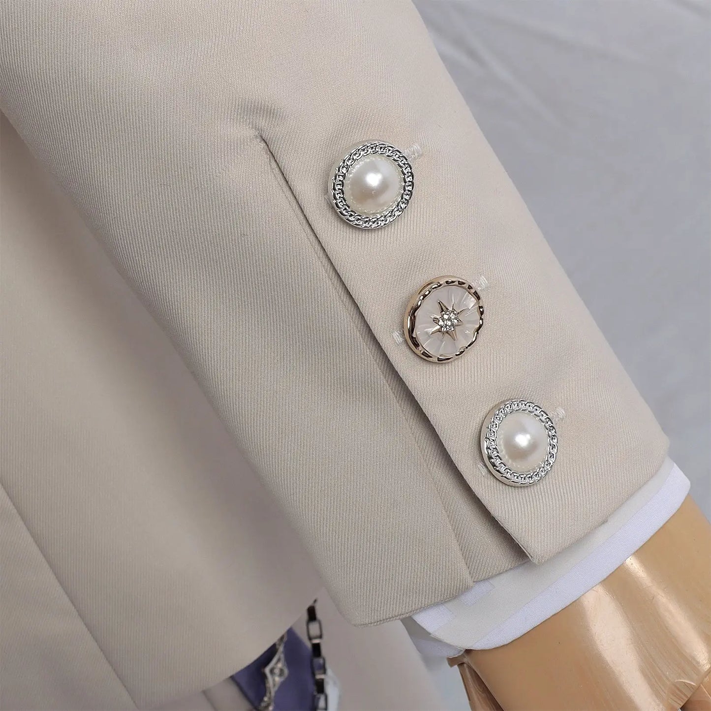 Love and Deepspace Xavier Cosplay Costume Wig Birthday Outfit Uniform Suit Brooch Halloween Party for Women Men Carnival Props