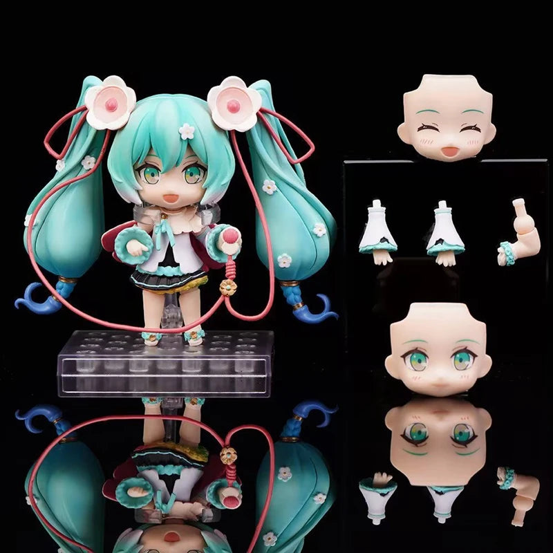 10cm/3.94in #1939 Hatsune Miku Anime Figure 15th Anniversary Strawberry Miku Action Figure #1940 Miku Collection Model Doll Toys