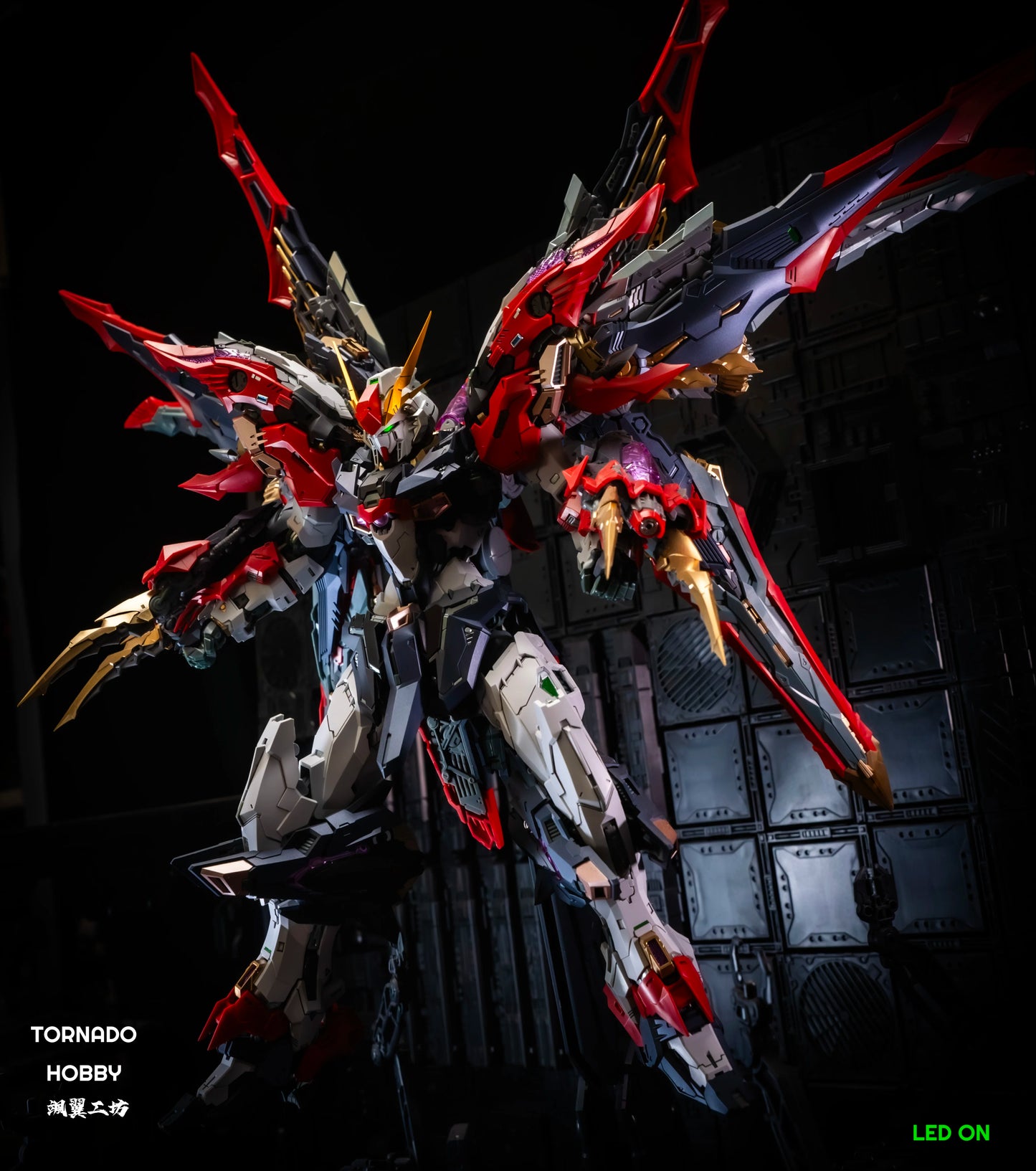 TORNADO HOBBY Studio XI RX-105 Head Carving 1/144 1/72 Sky Defender Assembly Model Kit Toy GK Model Mecha Head Accessory Gifts