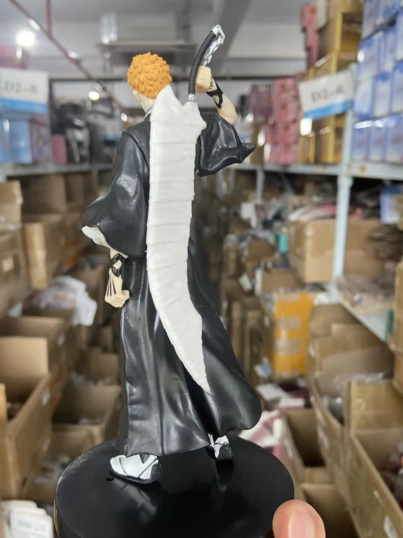 18.5cm BLEACH Anime Kuchiki Byakuya Action Figure Collectible Model Toys Japanese Dolls Hobbies Desktop Decorationss Boy Gifts