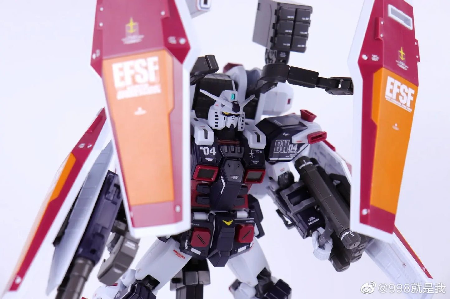 DABAN 6654 FA-78 MG 1/100 FA 78 Full Armor Thunderbolt Ver. Assembly Model Kit Action Figures Toy Robot Plastic Model Kits Gifts