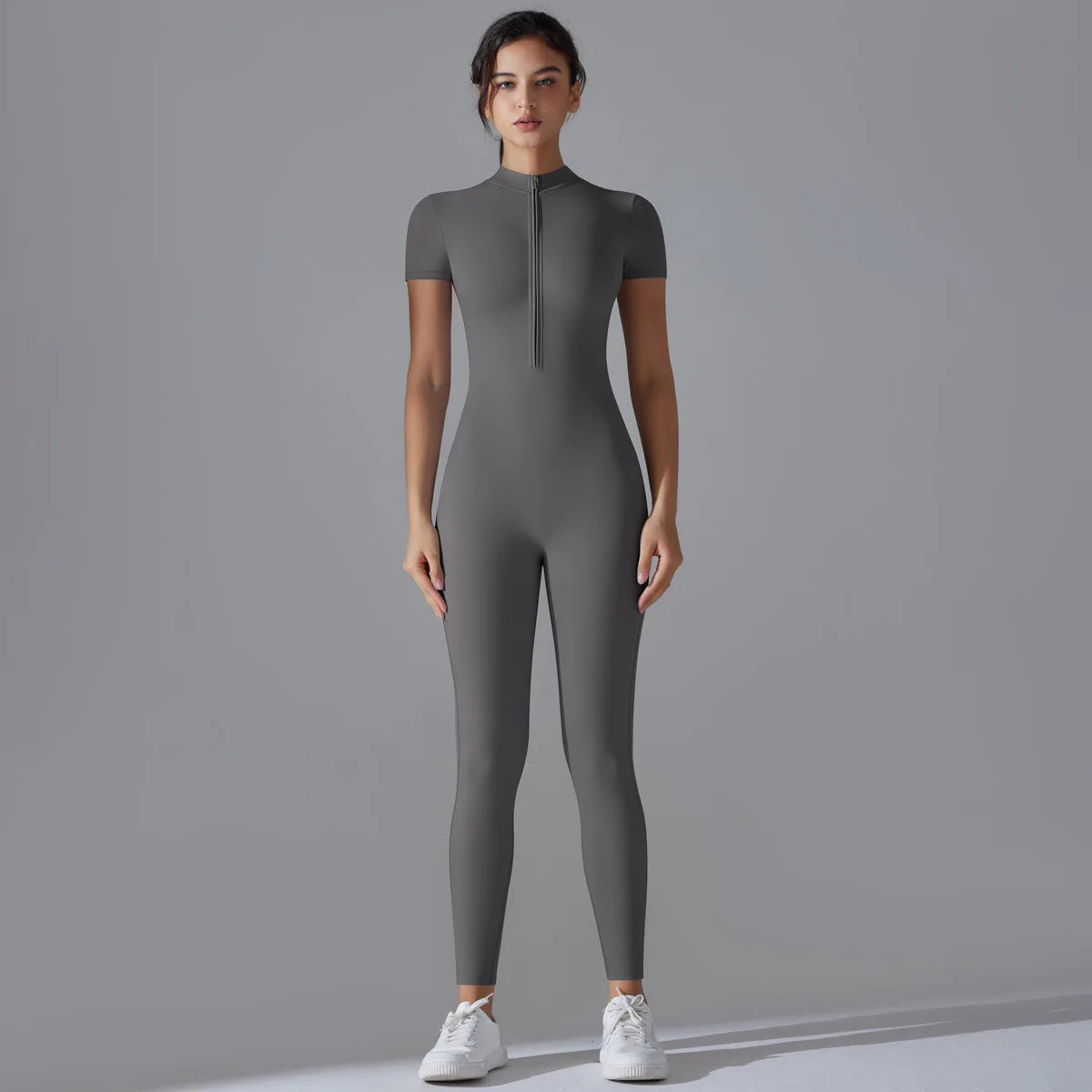 Naked zipper short sleeved yoga suit jumpsuit, quick drying breathable outdoor sports tight fitting jumpsuit, fitness suit