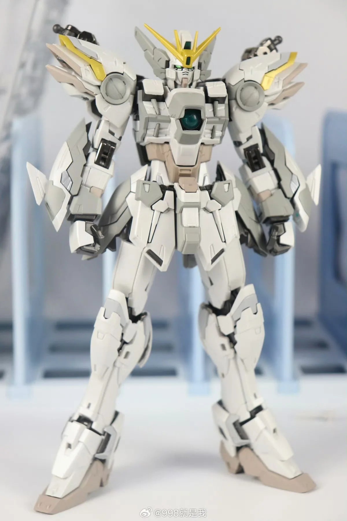 In Stock DABAN 8827 Alloy Skeleton MG 1/100 Snow White Prelude Fix Ver Assembly Model Kit XXXG-00YSW Action Figure Model Toy