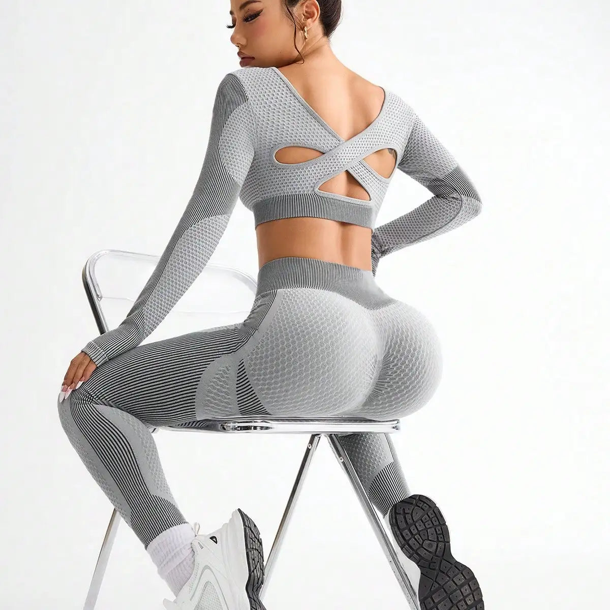 2pcs Women’s Seamless Breathable Sports Yoga Running Fitness Suit