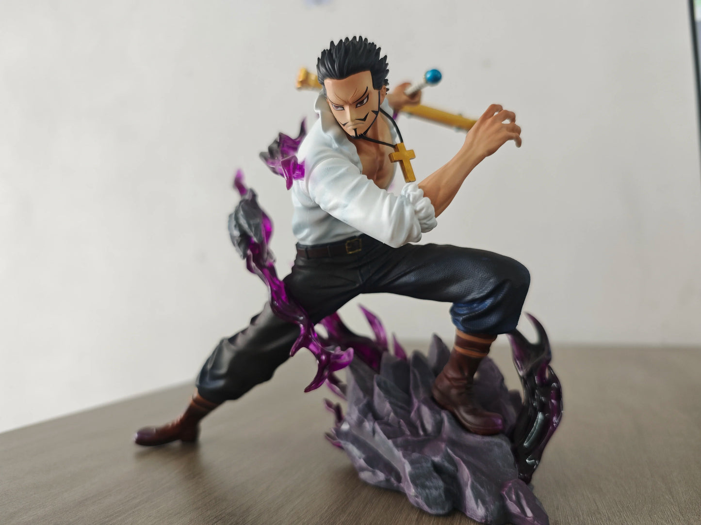 23cm One Piece Dracule Mihawk Figures Mi Hawk Anime Figure Action Figure Pvc Model Statue Collection Decoration Toys Gift Doll