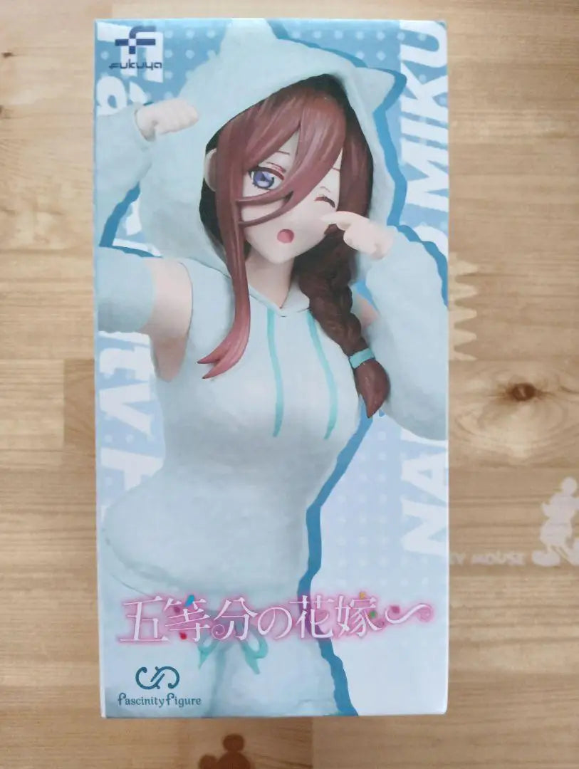 Bandai Fukuya Nakano Ichika Nino Miku Cat Ear Hoodie 19CM PVC Model