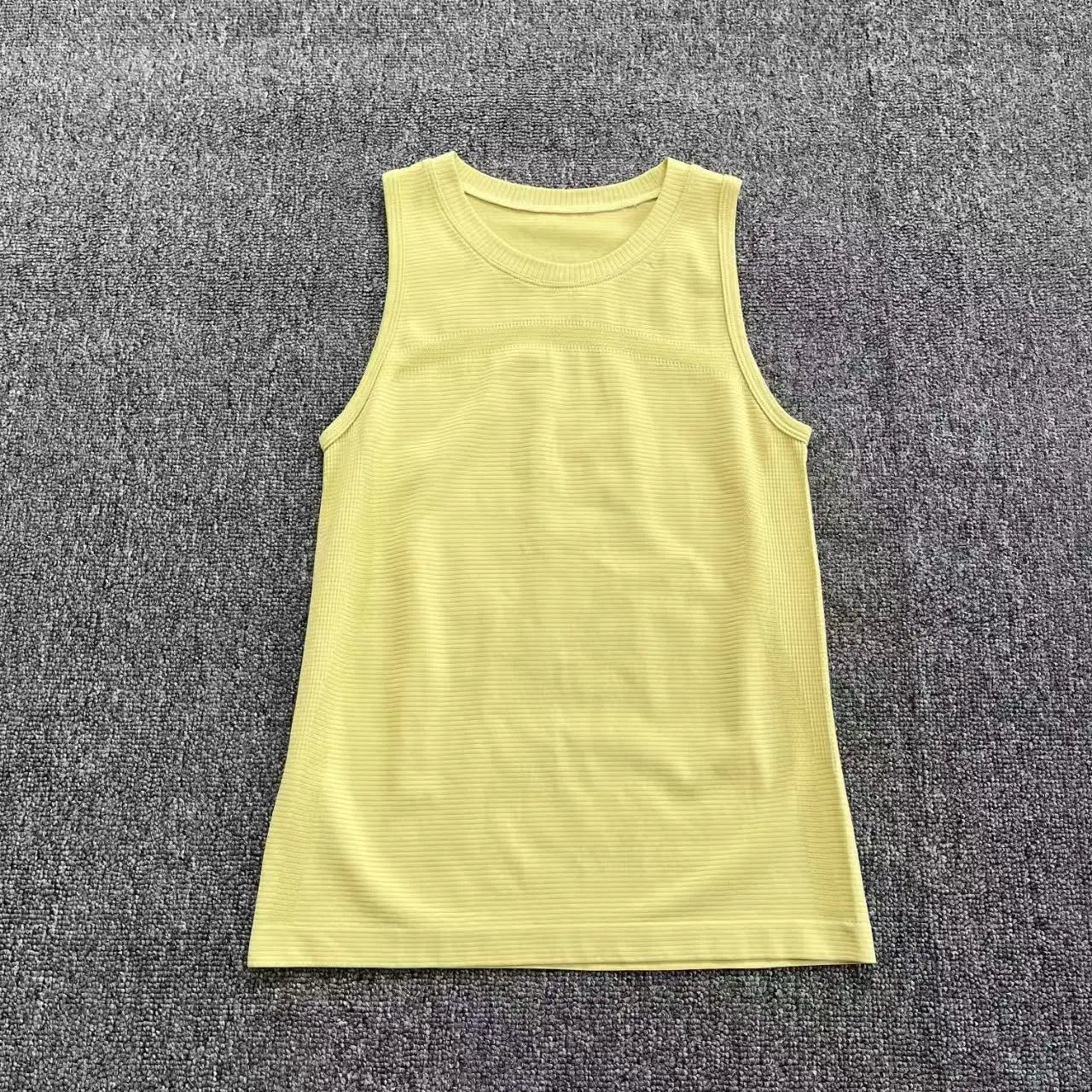 Women’s Short Sleeve Quick Drying Yoga & Running Sports T-Shirt Pilates Fitness Top - yellow / XL