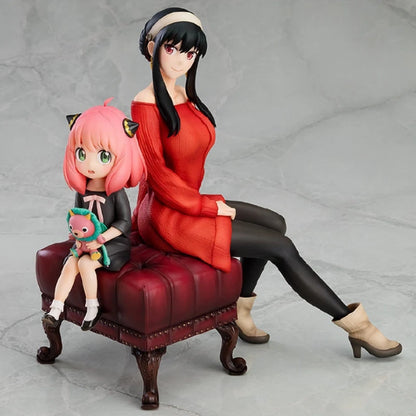 15cm Spy×Family Anya Forger and Yor Sitting on Sofa Anime Figure Model Statue Desktop Decoration Toy