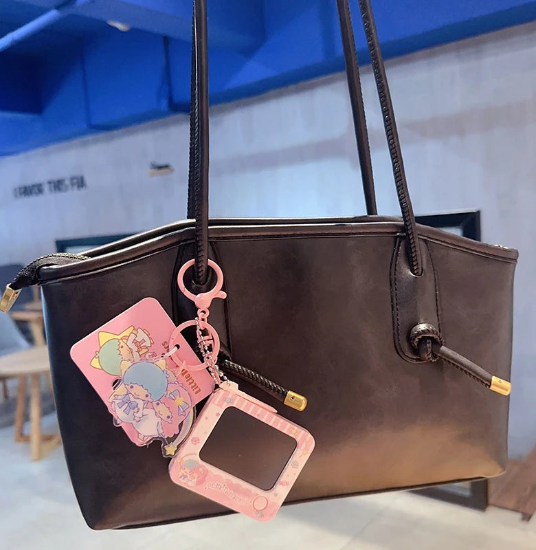 Genuine Sanrio Hello Kitty Kuromi Melody Pachacoo Cinnamoroll Hangyodon Gudetama Writ Boar Graffiti Toy Keychain Birthday Gift