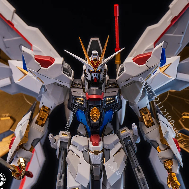 In Stock Minerva Hobby Head Carving STRIKE FREEDOM MG MGEX Assembly Model Kit Fate With Lamp Toy Mecha Model Head Toys Gifts