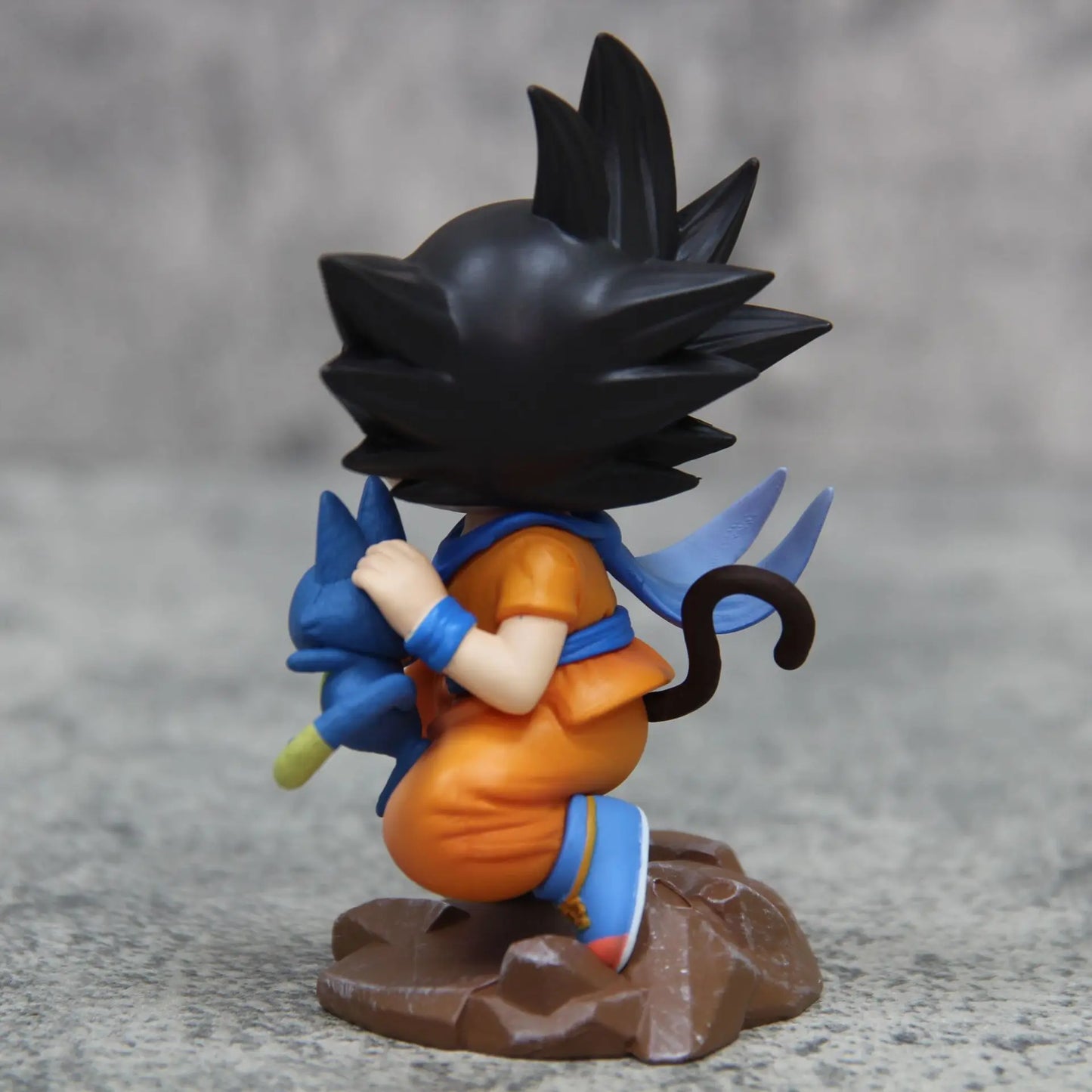 Dragon Ball Childhood Little Goku Hugs Puer Ya Mu Tea Little Follower Figure Doll Pvc Model Statue Collection Toys Ornamen Gift